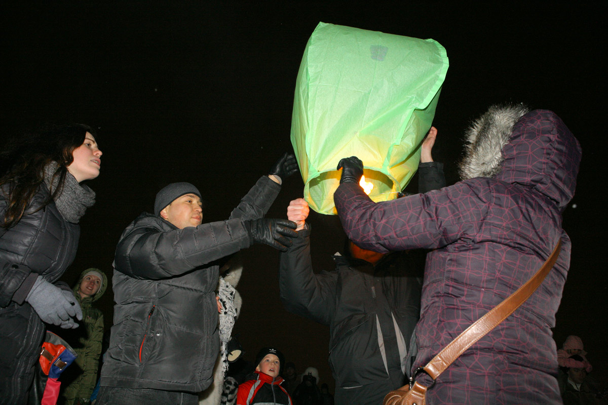 Небесные фонарики, Казань 14 января 2012