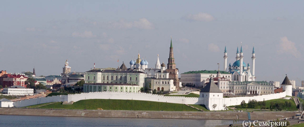 вид на Казанский кремль с высоты птичьего полета