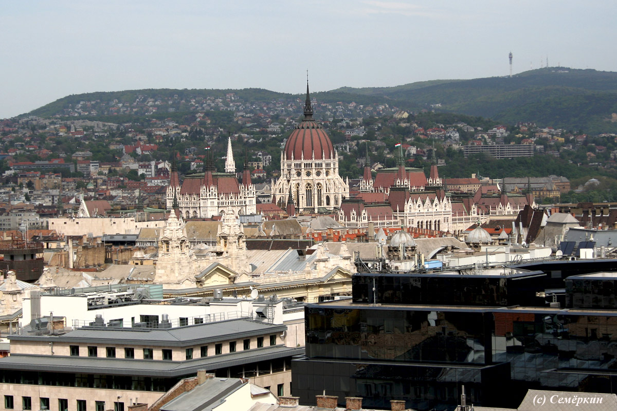Будапешт - Вид со смотровой площадки базилики святого Иштвана на парламент
