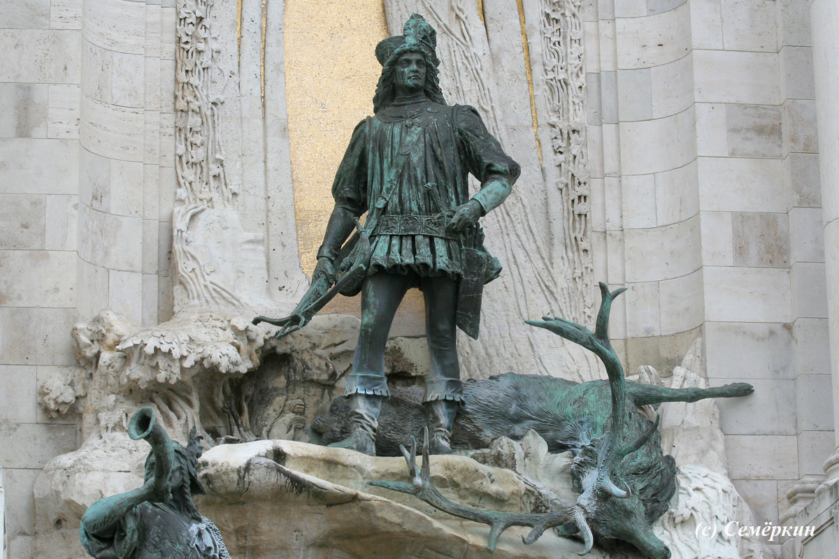 Королевский дворец - фонтан Охота короля Матьяша