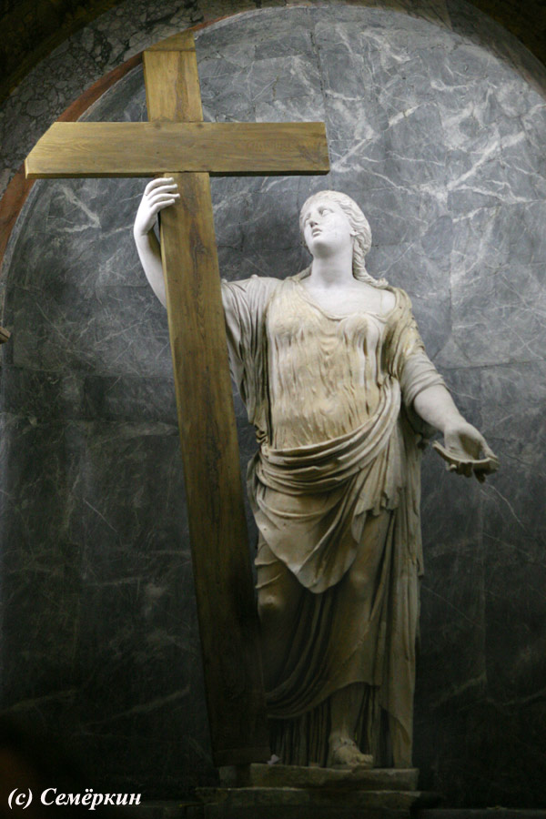 Рим - экскурсия Рим христианский - Церковь Святого Креста - статуя Святой Елены