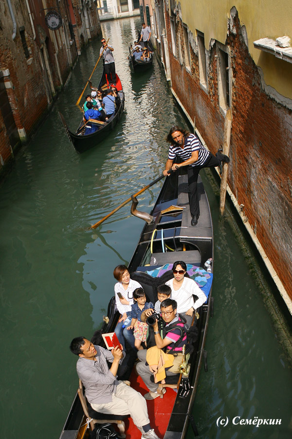 Венеция - гондолы