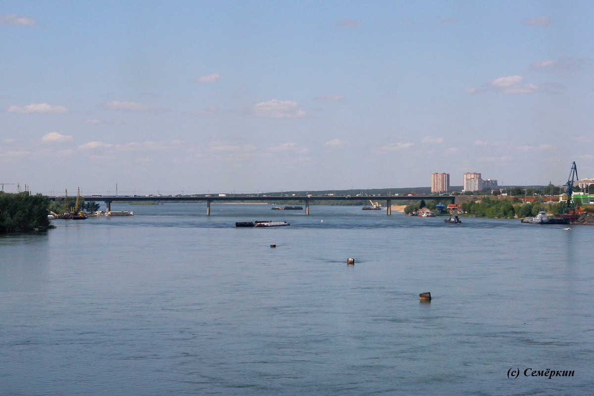 Путь в сердце Сибири - великая река Обь - крупнейшая в России
