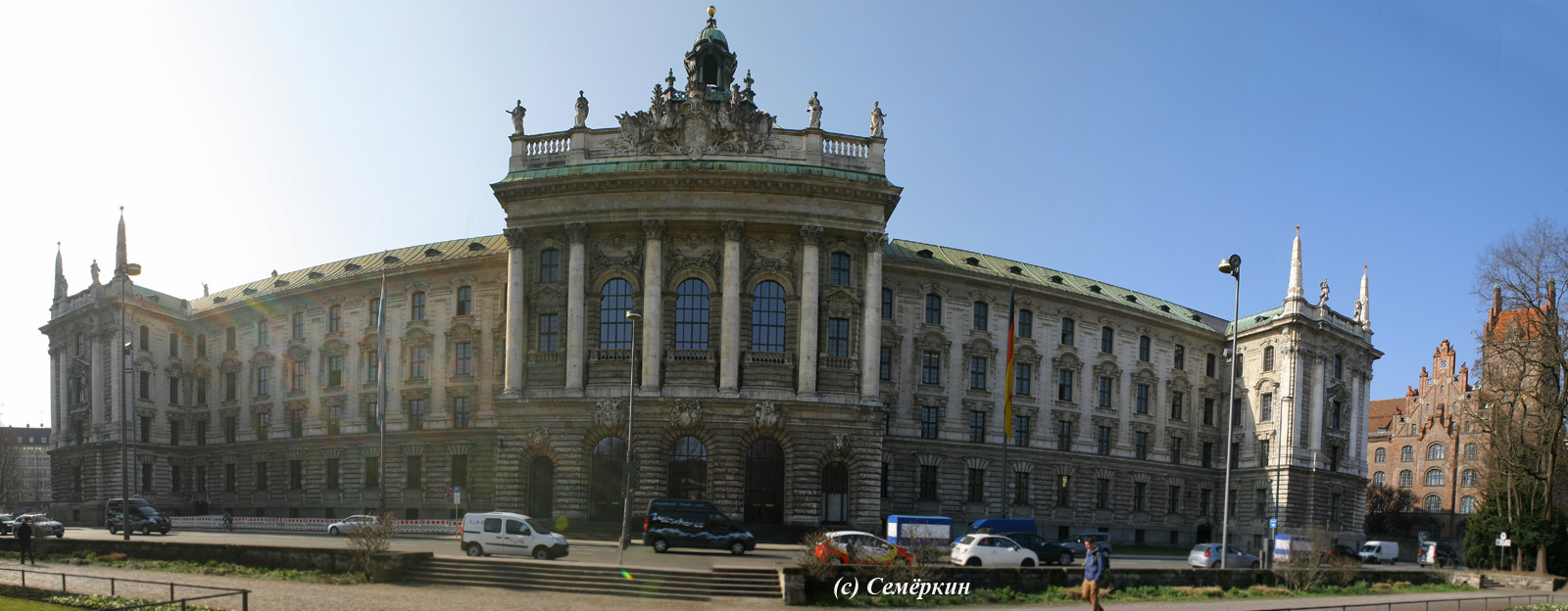 Мюнхен Достопримечательности - Дворец Юстиции (Дворец Правосудия)