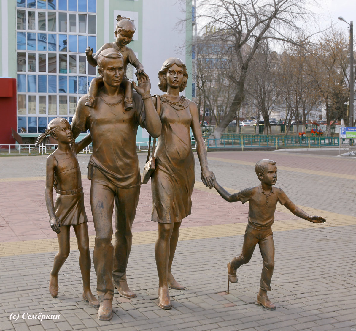Саранск – памятник семье